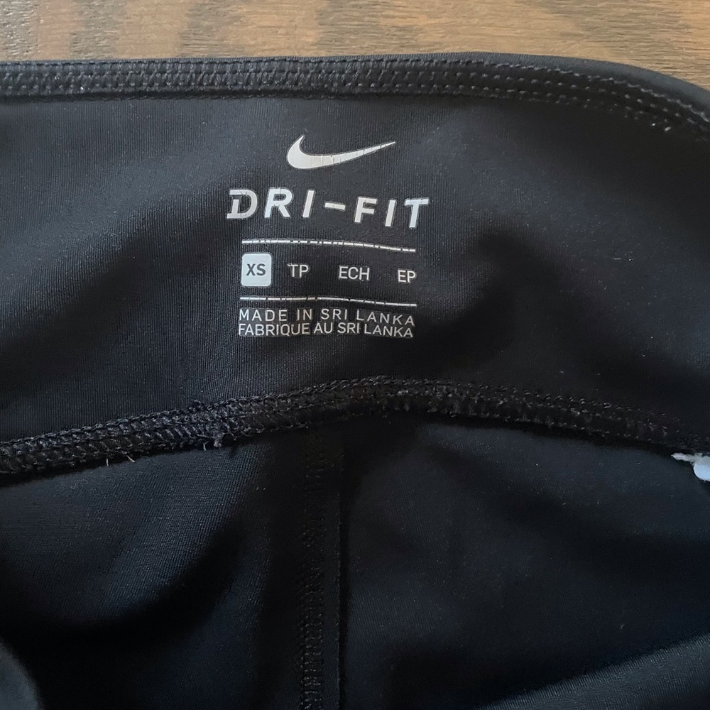 Nike DriFit Leggings, Size XS - Picture 6 of 6